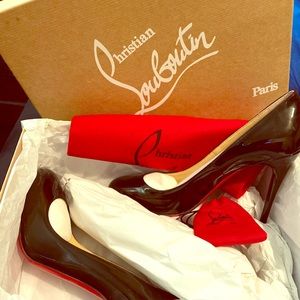 Fifi 80 Patent Christian Louboutin pumps. Size 36